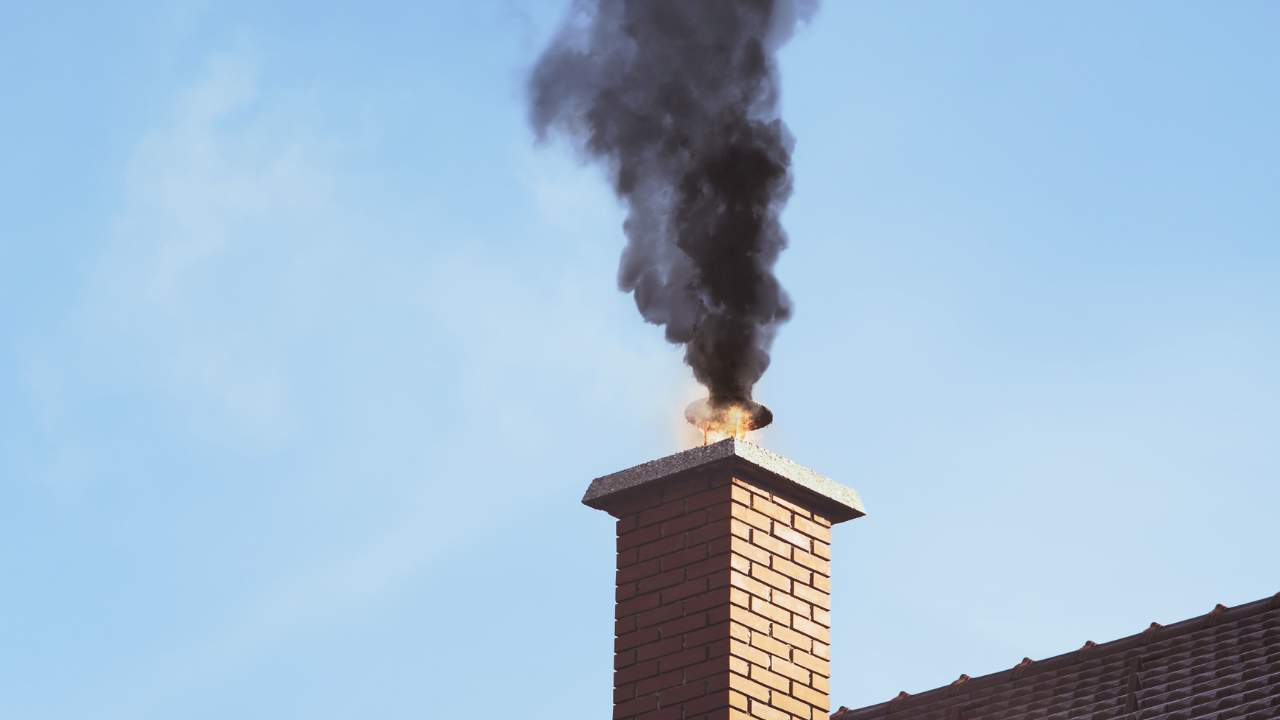 A chimney on fire. Know more about chimney fire statistics.